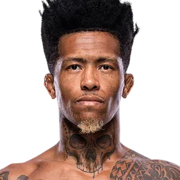 Vinicius Oliveira portrait